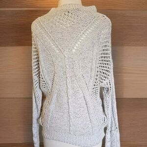 Brandy Melville Cream Gray Cable Knit Sweater One Size Italy Slouchy Cozy